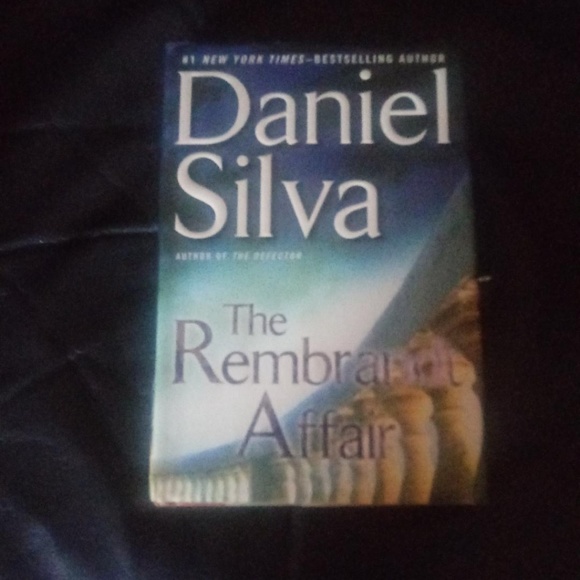 (Book Collection) by Daniel Silva - Picture 2 of 8